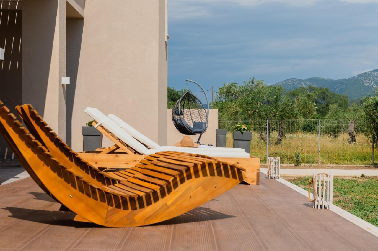 Melena Premium Suites Roda  Exterior photo